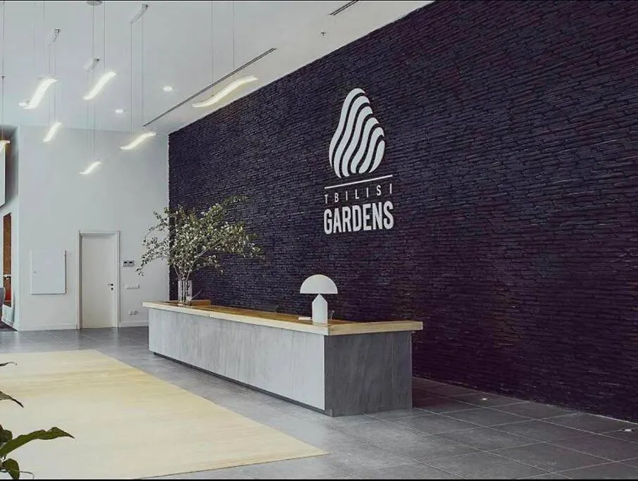 Luxury Apartment Gardens ティビリシ グルジア