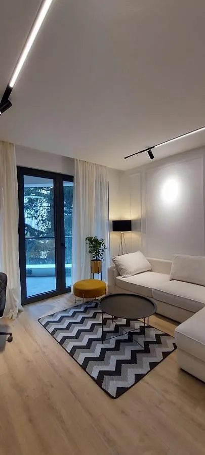 Luxury Apartment Gardens ティビリシ